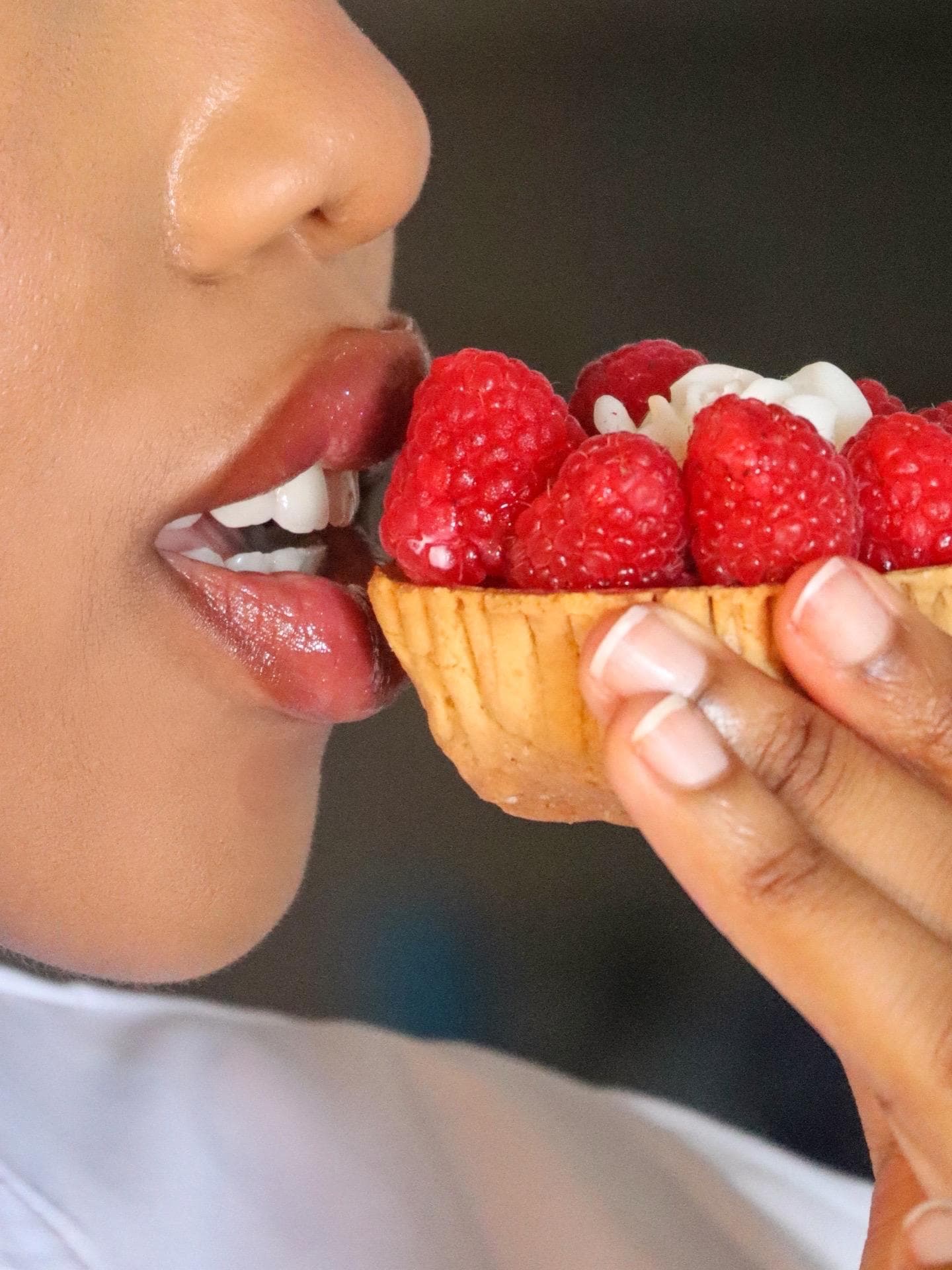 Raspberry Tart Bite